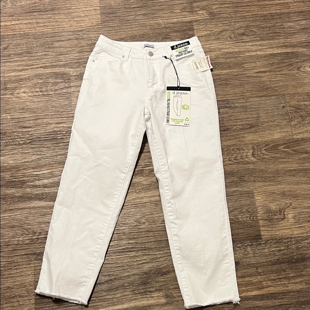 d. jeans Women's Straight Leg Jeans - White